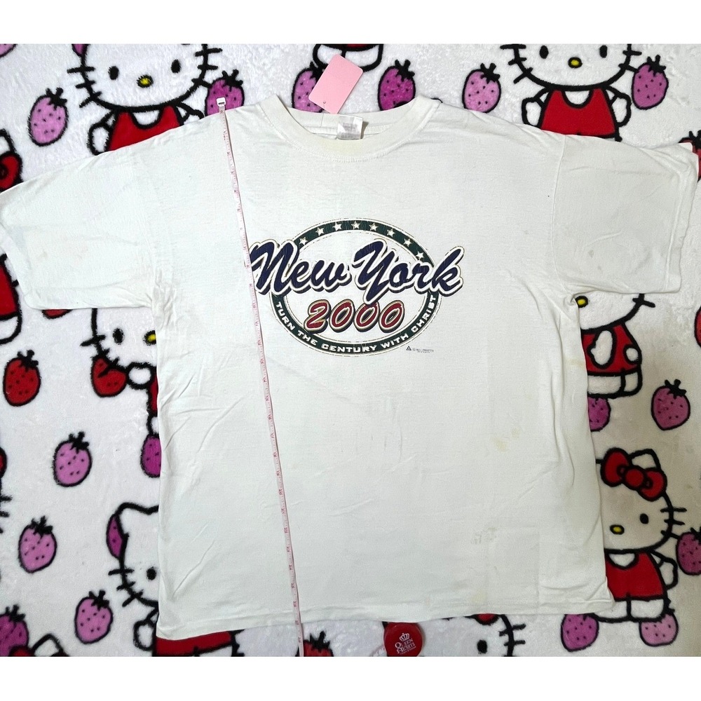 2000s skater grunge new york white tee